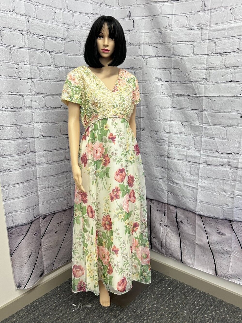 Vintage Emma Domb Sequined Stunner!